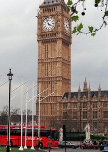 It's four minutes till 4 - and if you book at the last minute, you can check the time at London's Houses of Parliament affordably.