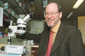 H. Robert Horvitz, shown working in his laboratory at Massachusetts Instituteof Technology, won a Nobel Prize for his discovery of death genes.