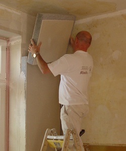 A higher R-value means the insulation has better heat resistance.