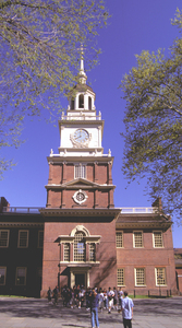What do guides have to know about Independence Hall?