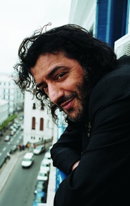 Rachid Taha came armed with energy and political jabs on Thursday.