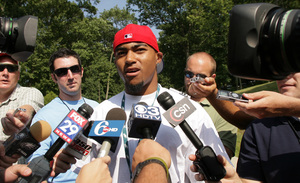 Eagles rookie wide receiver DeSean Jackson is center of attention at training camp.