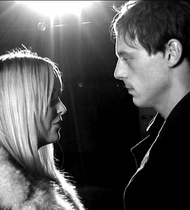 Sara Simmonds and Scoot McNairy play two strangers who spend New Year's Eve day together in L.A., with an eye on midnight.