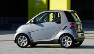 The Smart Fortwo two-seater hatchback is remarkably easy to park, and its interior is a marvel of space efficiency. But its many mechanical shortcomings, quality faults, and costly premium-gas requirement make it a disappointment.