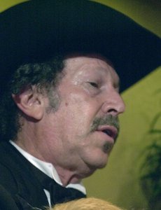 Kinky Friedman , a veteran of everything from writing to politics, will be the country singer at World Cafe Live.