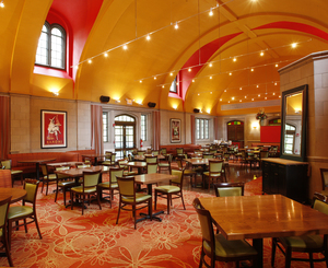 A redo has emphasized the soaring, vaulted ceiling of Mio Pomodoro, in the space last occupied by Jonathan's American Grille in the Jenkintown SEPTA station. Pizzas start at $11; entrees range from $17 to $25.