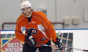The Flyers' Simon Gagne has played well in the preseason as he rebounds from last season's concussion. He will play on a potentially lethal line with Mike Richards and Danny Briere.