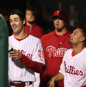 His evening over, Cole Hamels hits the dugout with a 3-2 lead. After allowing a run in the first, he held the Dodgers at bay. "He ended up pitching pretty good," Charlie Manuel said.