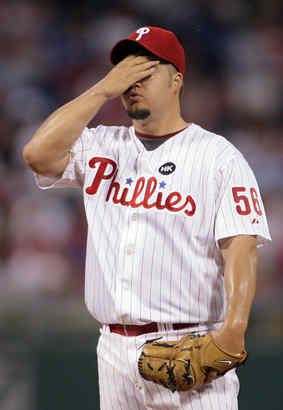 Slam by Ibanez leads Phillies to win