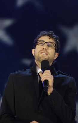 Singer Elliott Yamin, third-place finisher in "American Idol&acute;s" fifth season, sings the national anthem at an NBA All-Star event.