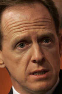 Pat Toomey is starting to sway the party&acute;s moderates.