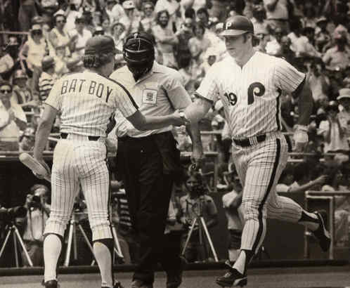 This weekend, the Phillies are bringing back the burgundy uniforms that  were so ugly the players trashed them