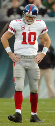 Dejected Eli Manning had a frustrating day for the Giants.
