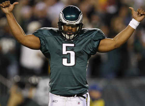 NFL NEWS: McNabb gets contract extension with Redskins