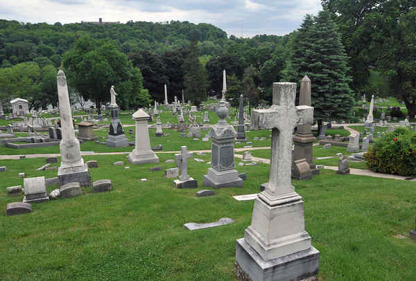 Harry Kalas gravesite- Laurel Hill Cemetery- pinned by Wilkinson