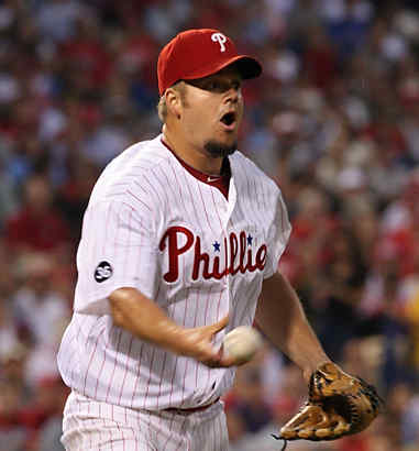 Phillies catcher Carlos Ruiz (51) hussles down the line as the