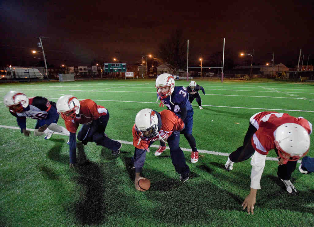 Local Philadelphia Football Teams Compete for Pop Warner National  Championship, Sports