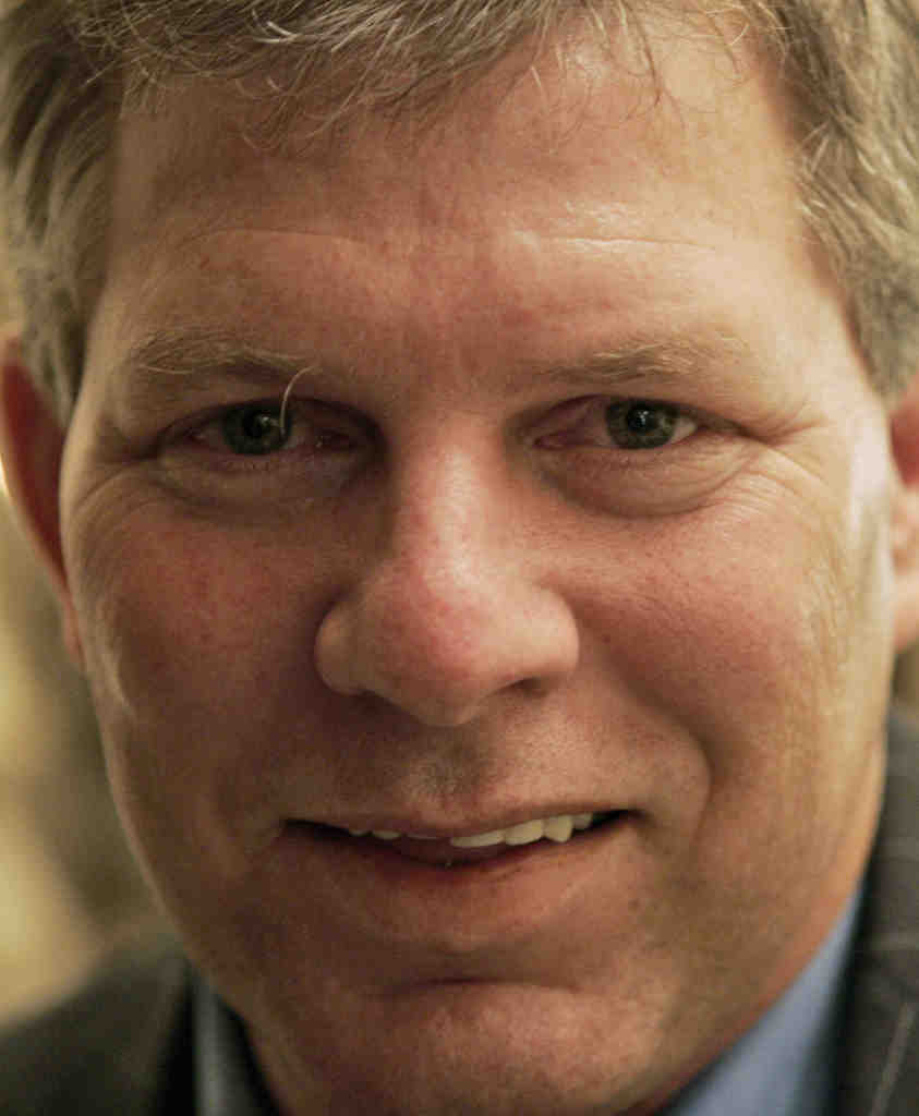 Lenny Dykstra: Ex-MLB star scours dumpster for missing dentures