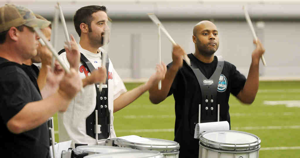 22 Eagles Drumline Stock Photos, High-Res Pictures, and Images - Getty  Images