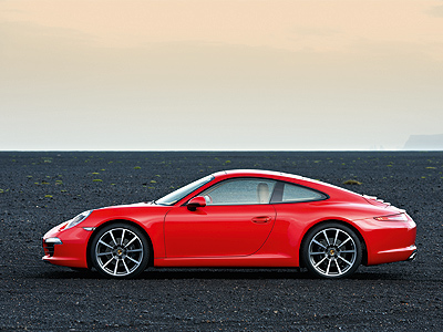 The changes in this seventh-generation 911 are well-received in the United States, where 911 sales for the first four months are up 48 percent from the same period last year, to a total of 3,095.