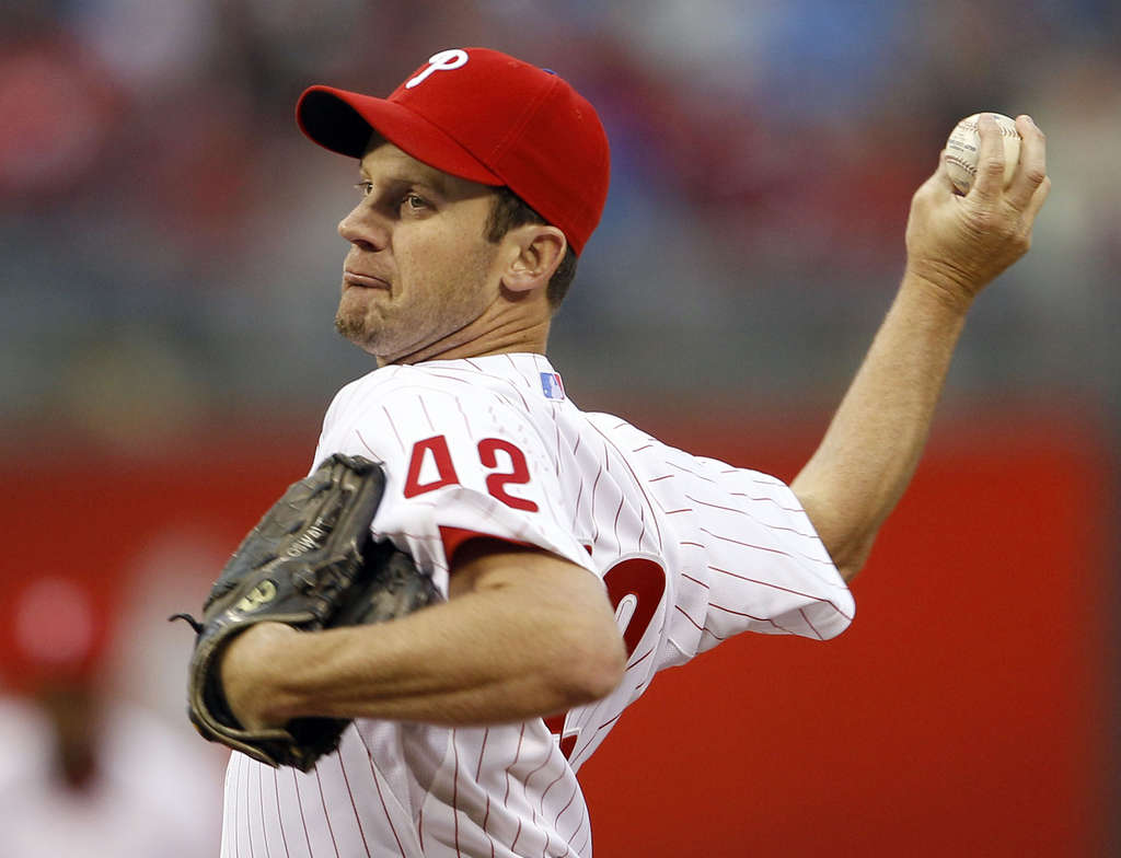 Former Phillies pitcher Roy Oswalt retiring after 13 seasons