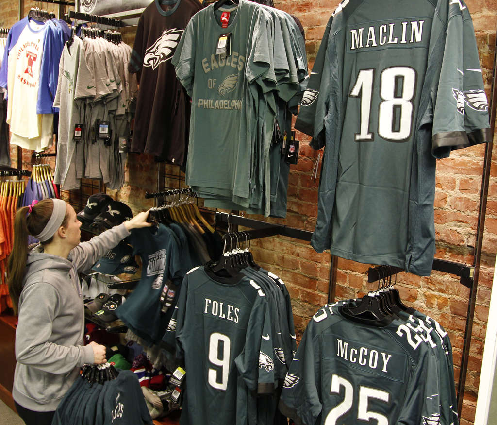 Philadelphia Eagles' off-season moves leaves fans, retailers stuck with gear  of former players, Local Business