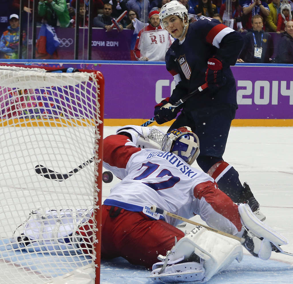 Sochi Winter Olympics 2014: US Hockey Star T.J. Oshie, Fiancee