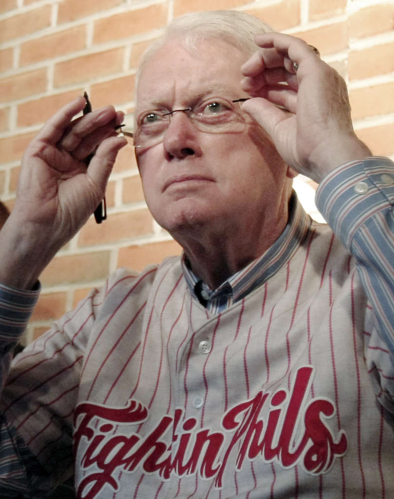 Jim Bunning throws a perfect game on Father's Day to beat the New York Mets