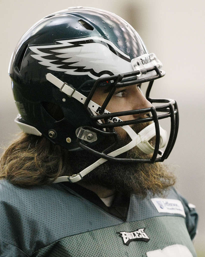 Eagles center Jason Kelce doesn't care for your opinion – Trentonian