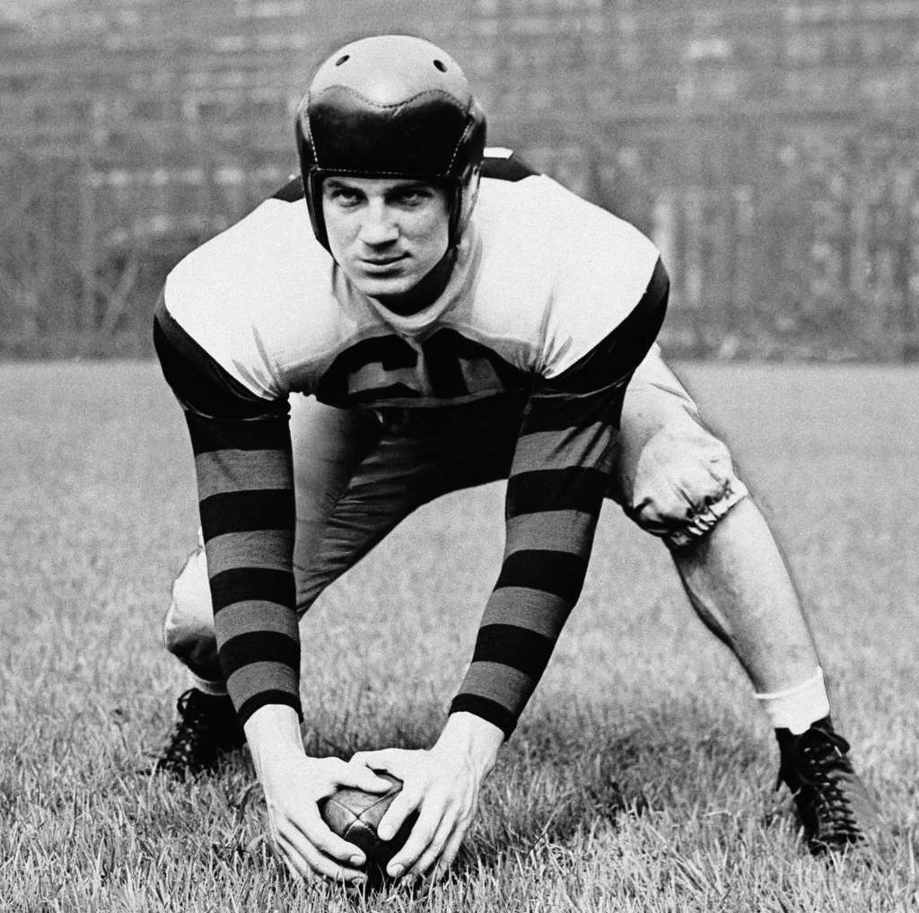 Chuck Bednarik, NFL player and Hall of Famer, dies at 89, NFL