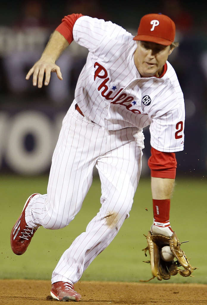 Chase Utley hits .500, Philadelphia Phillies do same – The Times Herald