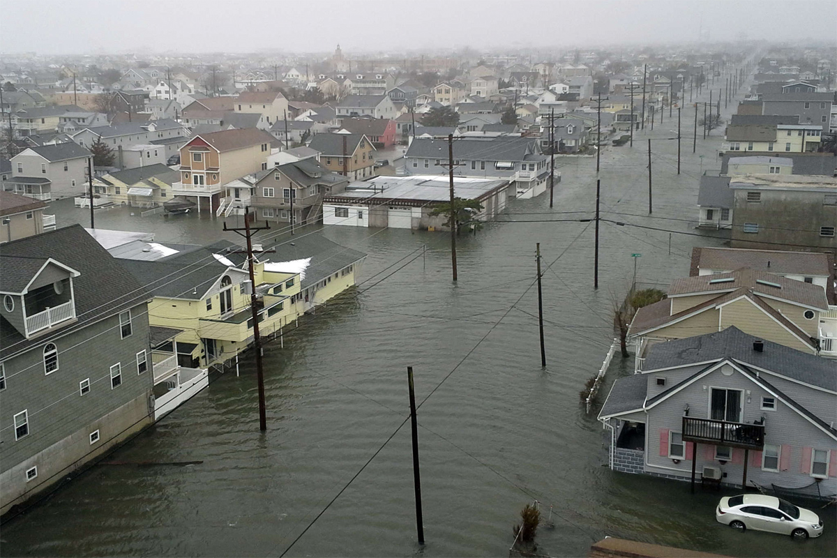 record-tides-2-feet-of-flooding-at-shore-philly