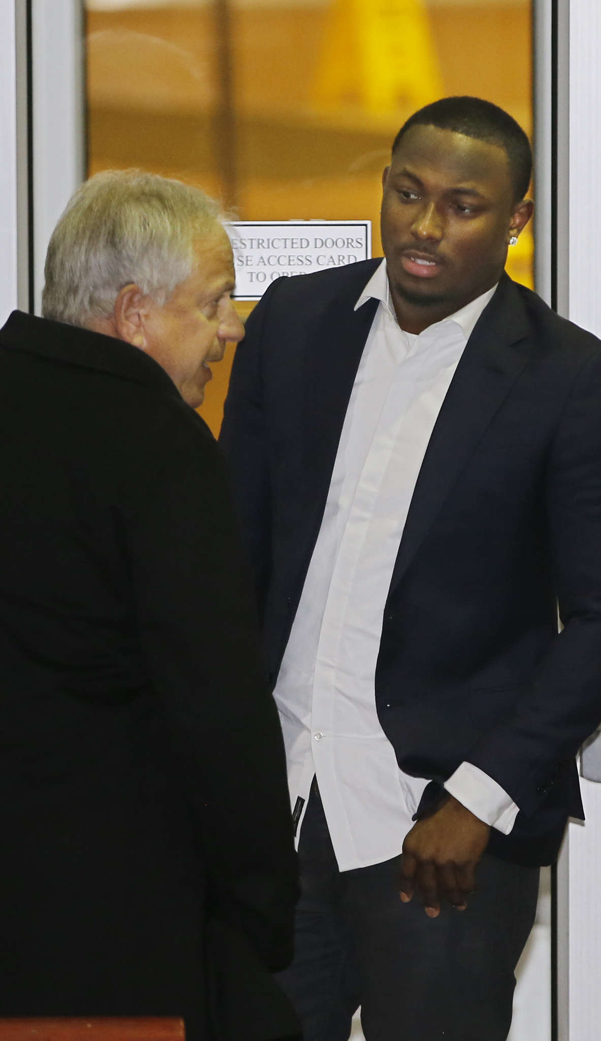 LeSean McCoy bar fight: What police say about the ex-Eagle's nightclub  altercation