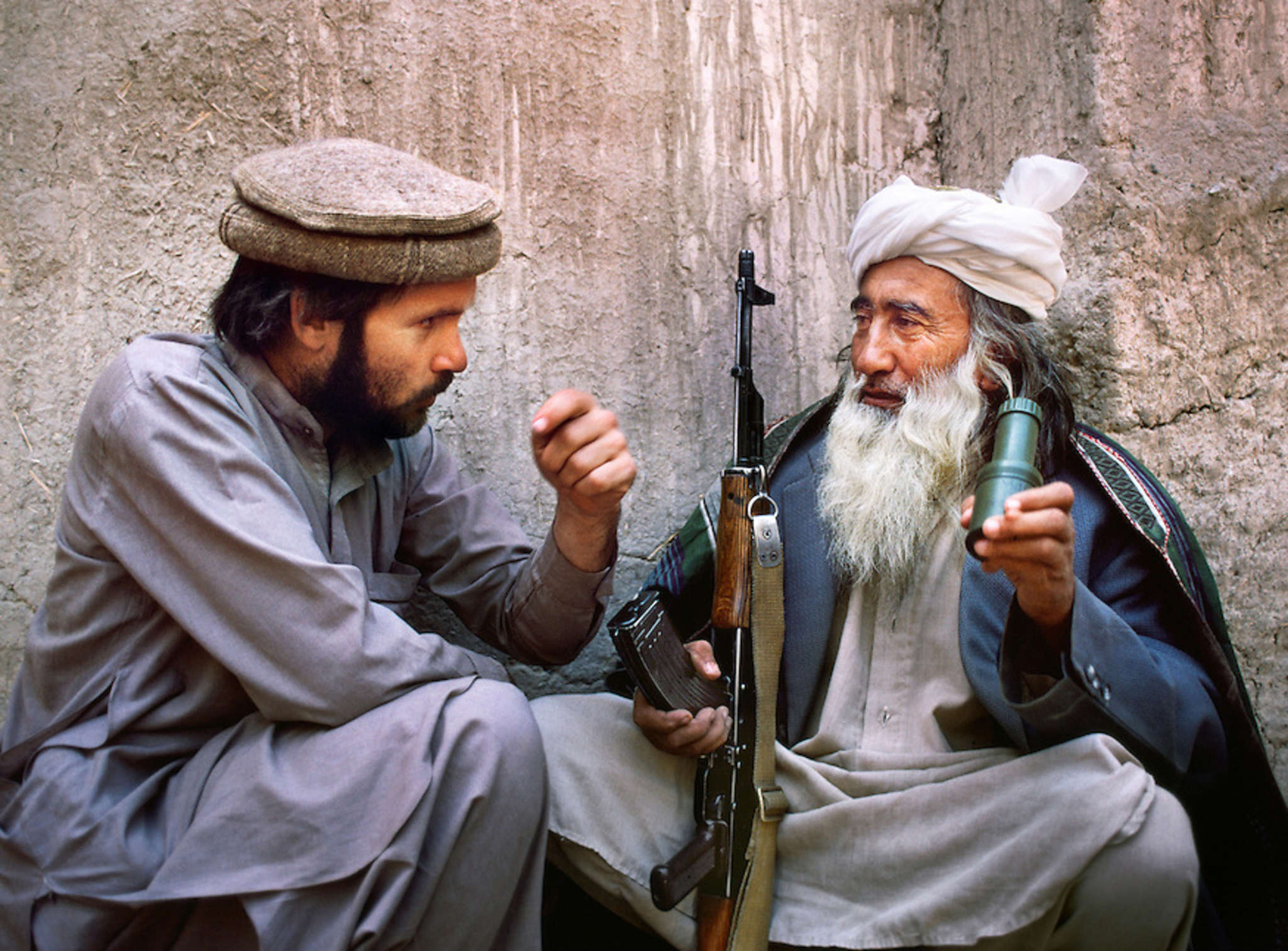 Between Destruction and Breathtaking Beauty: Steve McCurry's “Afghanistan”