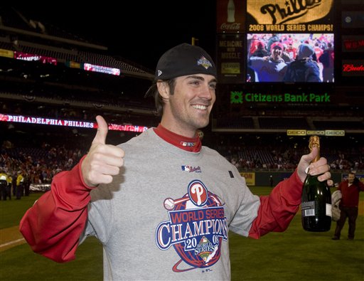 Hamels reaches 3-year deal with Phillies