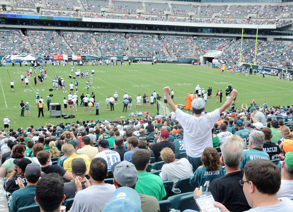 Eagles Covid-19 stadium policy 2020: Team to allow up to 7,500 fans in for  Week 6 - DraftKings Network