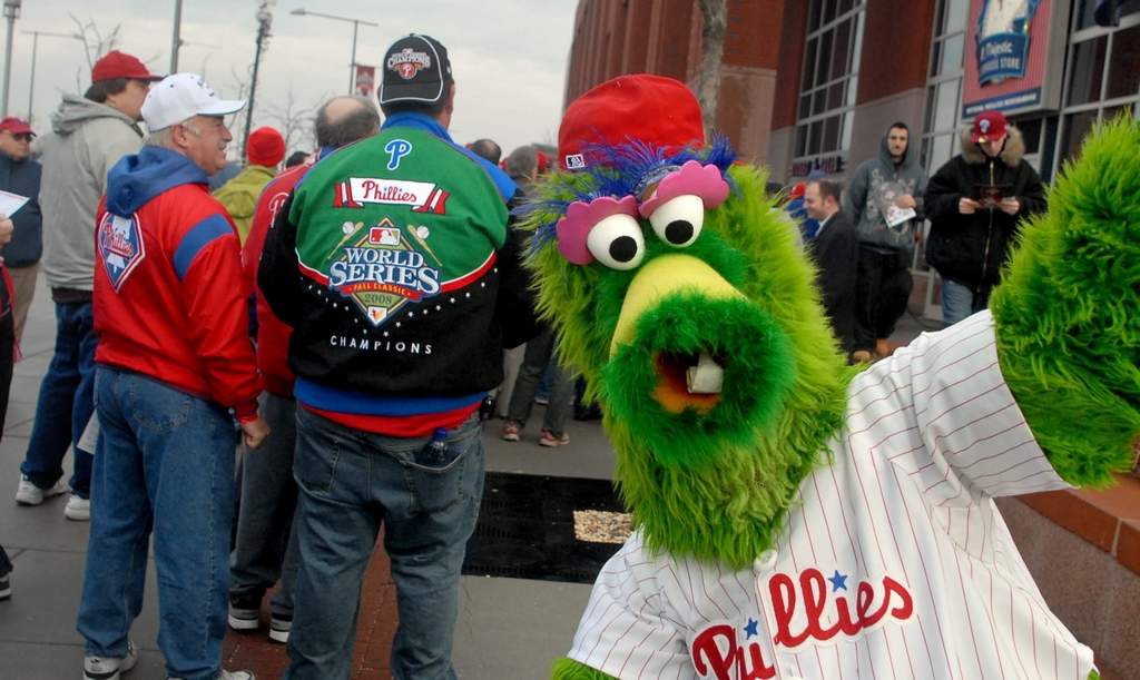 Phillie Phanatic sued, allegedly tossed woman into pool at Jersey