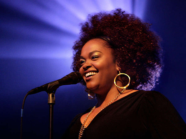 Jill Scott performs at The Fillmore at the TLA. (Elizabeth Robertson / Inquirer Staff)