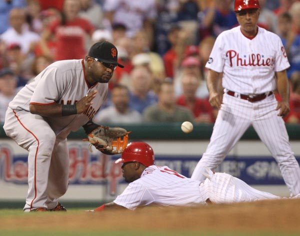 Giants shortstop Jimmy Rollins describes 'dysfunction' inside