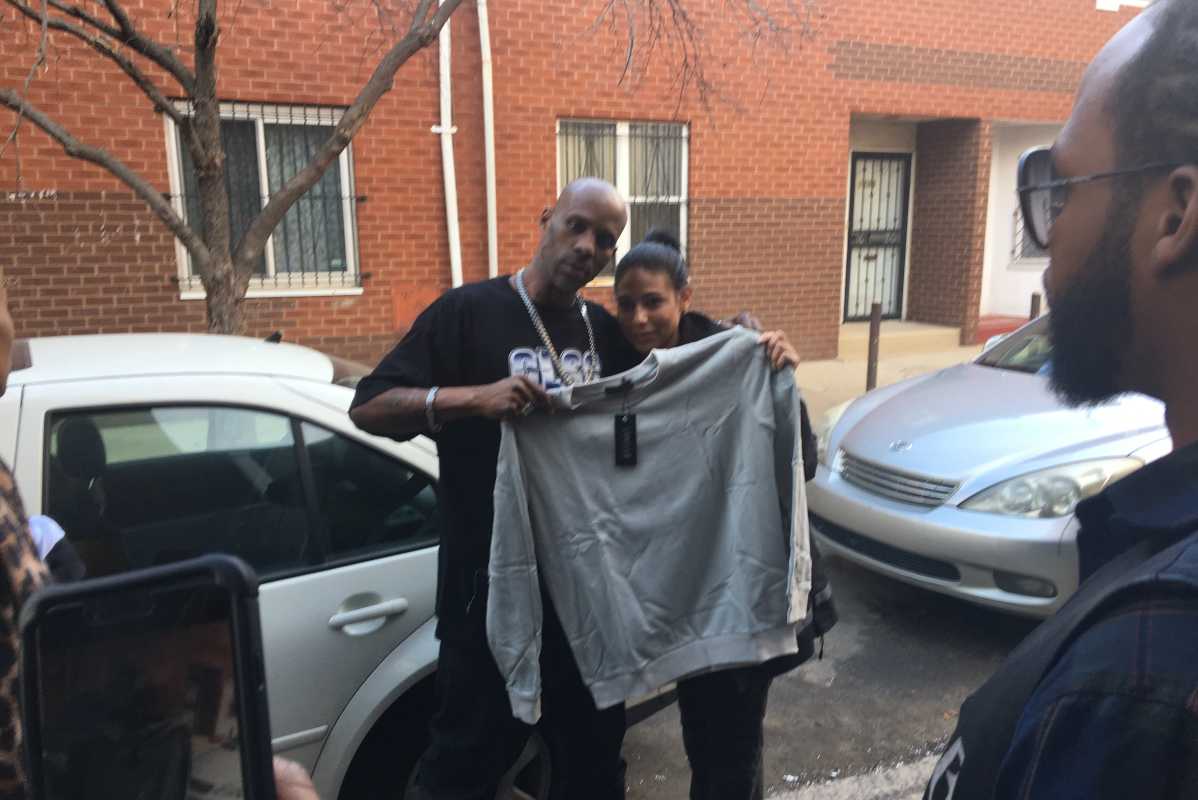 Rapper Dmx Visits To Philly Homeless Non Profit