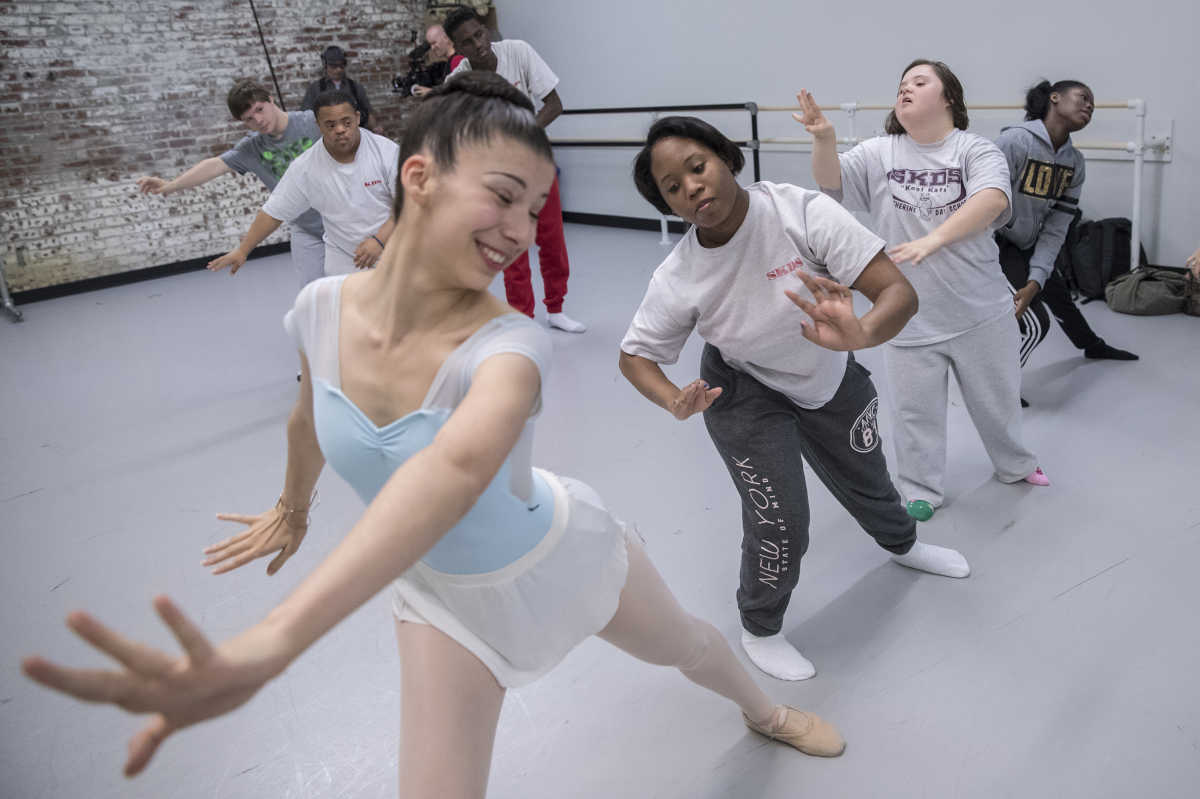 Teenagers with disabilities learn to dance from the heart - Philly.com