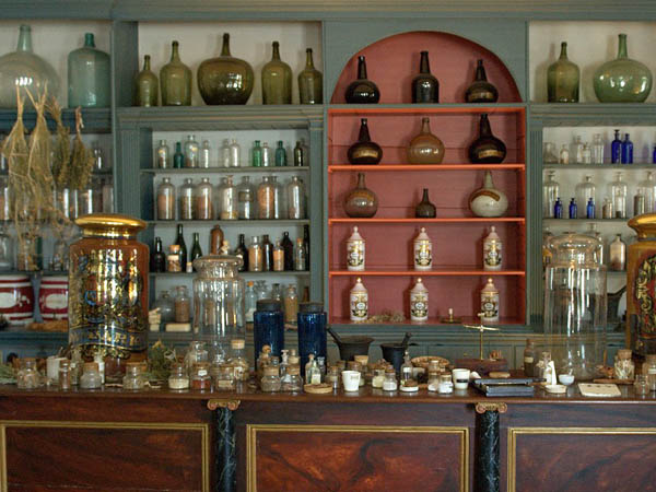 The 18th-century Apothecary