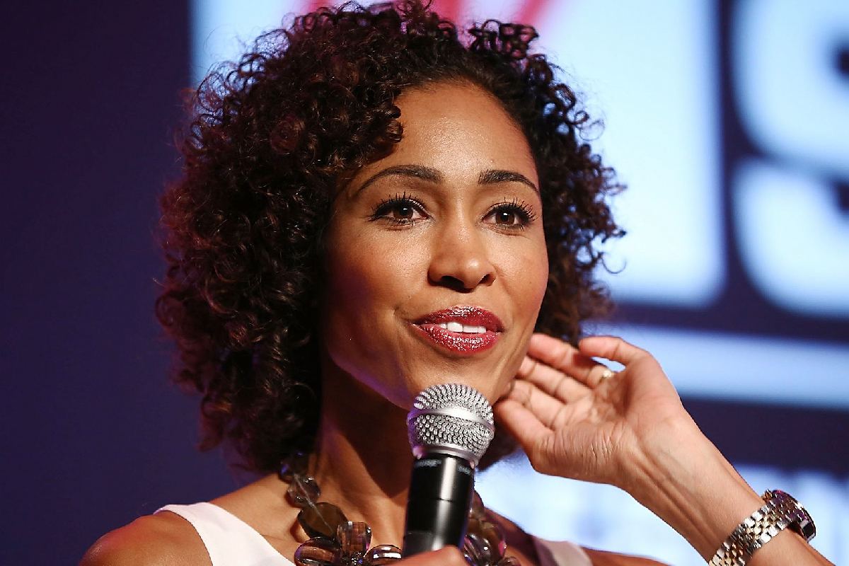 ESPN host Sage Steele criticized for complaining about Trump airport