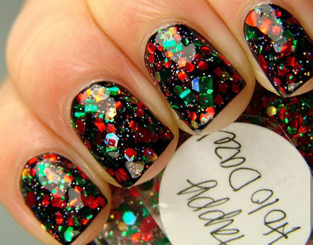 Try this: 8 holiday nail designs