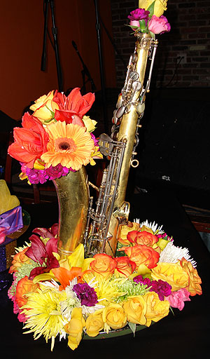 A flower arrangement that hints of what&acute;s to come at the Philadelphia Flower Show March 2-9. 