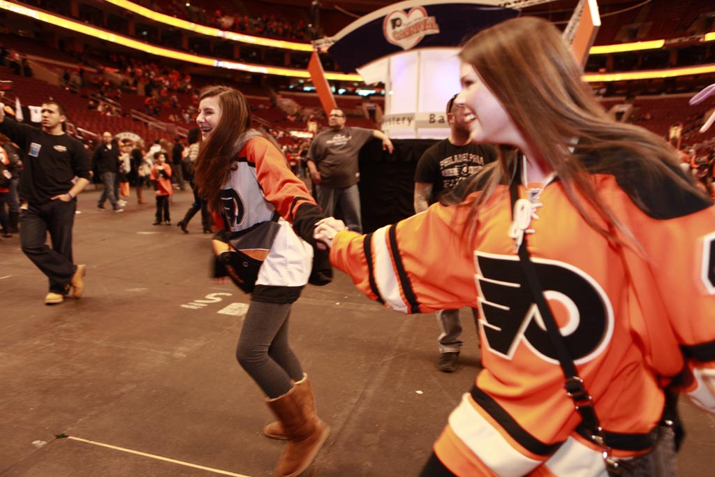 flyers wives carnival