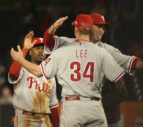 Chase Utley, Cliff Lee help Phillies stave off World Series