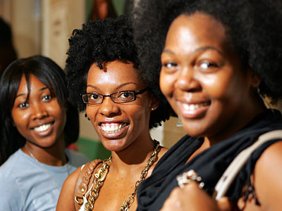 From left: Chyna Branche, 25, from North Philadelphia; Glennine Williams, 24, of <br />Wynnefield; and Ruth Oliver, 24, of North Philadelphia. (DAVID SWANSON / Staff Photographer)