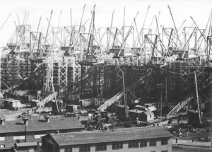 Did the Hog Island shipyard lend its name to the hoagie?