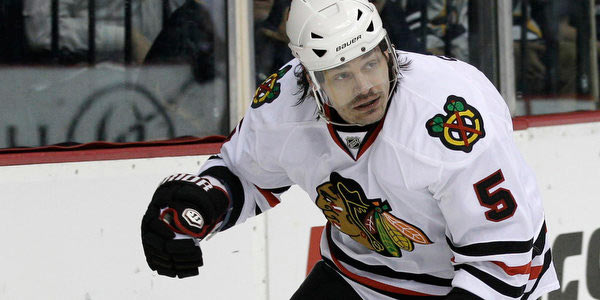 <h4>Blackhawks shot-blocker extraordinaire Brent Sopel vs. Flyers sharpshooter Jeff Carter</h4><br /><br><br />Keep an eye on how often Sopel throws his body in front of a Carter howitzer. Sopel is to the Hawks what Ian Laperriere is to the Flyers: fearless. "I&acute;ll be about 50 years old before I&acute;m fully healed up," Sopel said. The veteran is making his first appearance in the Finals.